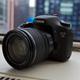 Illustration for article titled Canon 7D DSLR First Hands On: 18 Megapixels, 24FPS Full HD Video for $1900